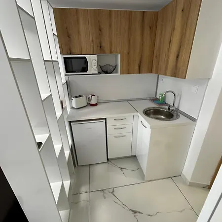 Private Studio-apartment Sol E Mar Daire