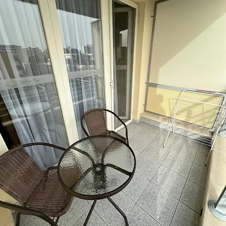 Private Studio-apartment Sol E Mar Daire